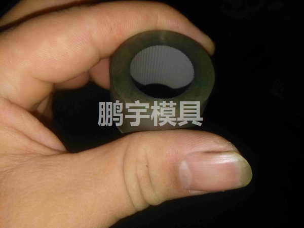 標準件模具